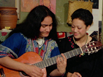 Image for Women - Māori Women in a Pākehā World - Nga Wahine Māori i Roto i te ao Pākehā